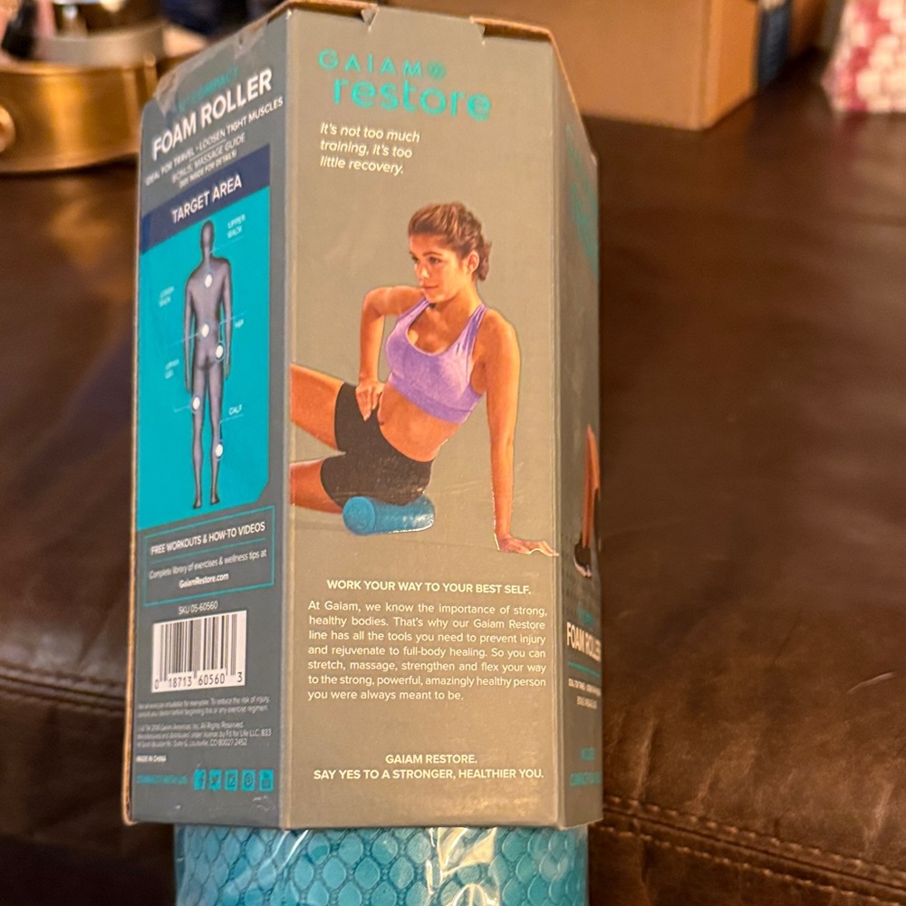 GAIAM Restore Aqua Foam Roller - Picture 3 of 6